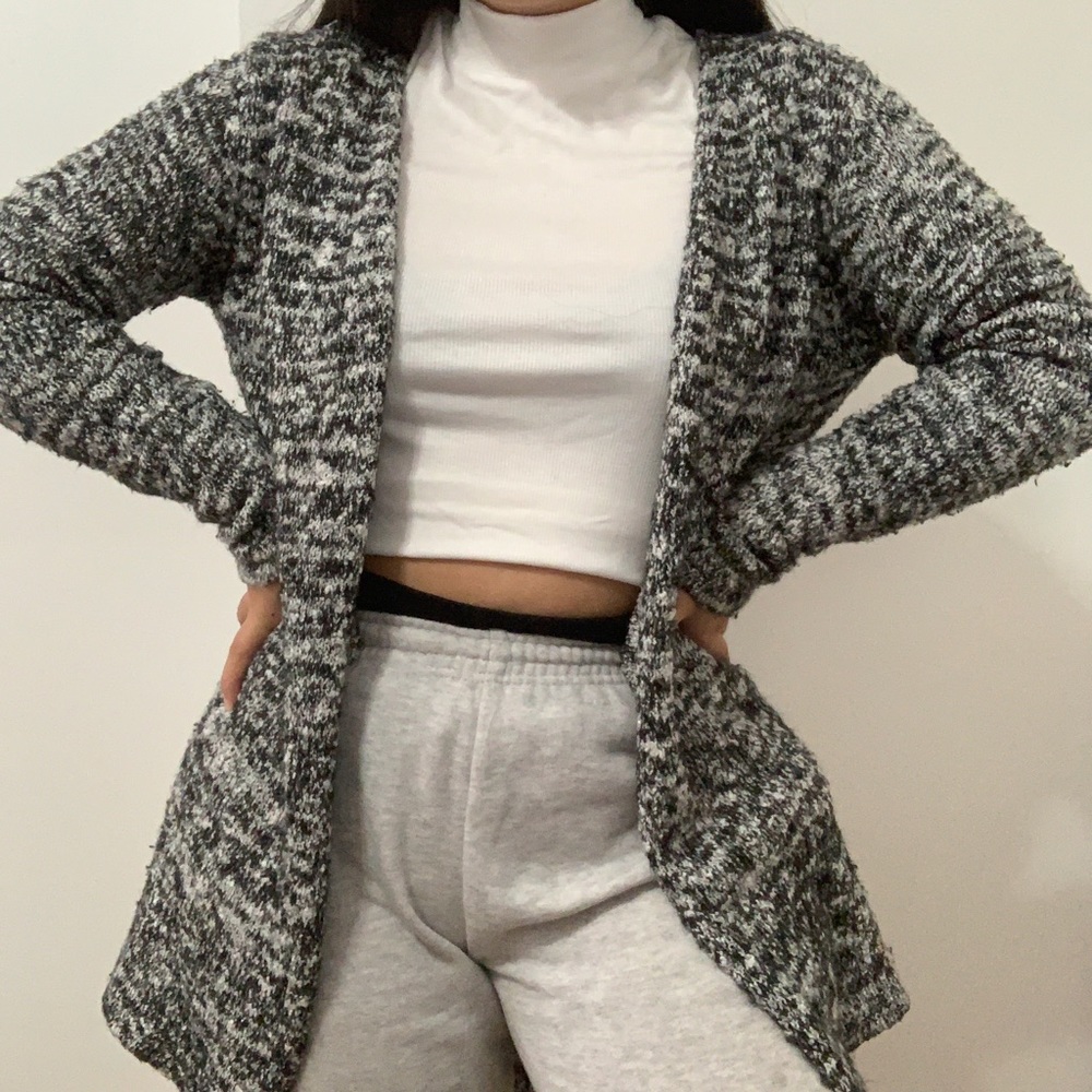 New Forever 21 Black/White Long Sweater Cardigan